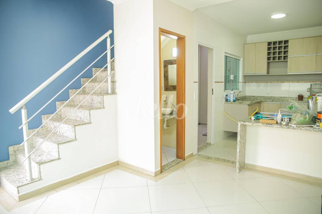 01SALA_004 de Casa para alugar, sobrado com 64 m², 2 quartos e 1 vaga em Penha de França - São Paulo