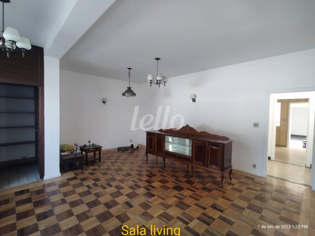 SALA de Casa à venda, sobrado com 208 m², 4 quartos e 4 vagas em Vila São José - São Paulo