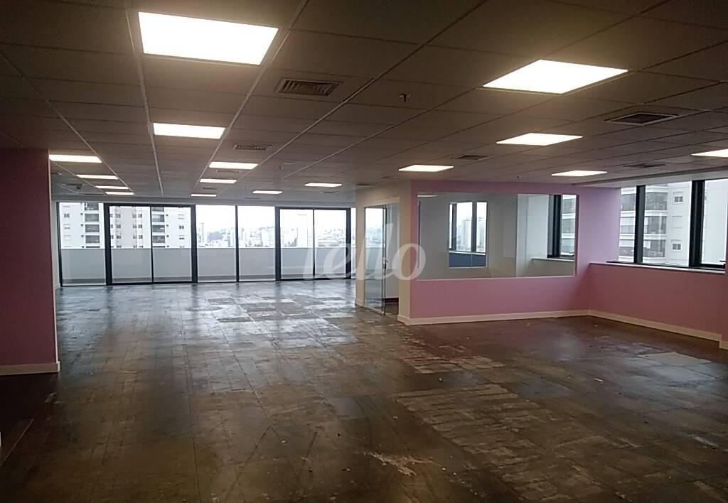 SALA de Sala / Conjunto para alugar, Padrão com 497 m², e em Várzea da Barra Funda - São Paulo