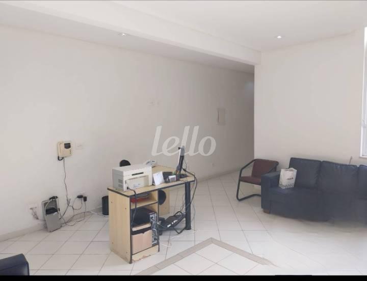 SALA de Sala / Conjunto à venda, Padrão com 130 m², e em República - São Paulo