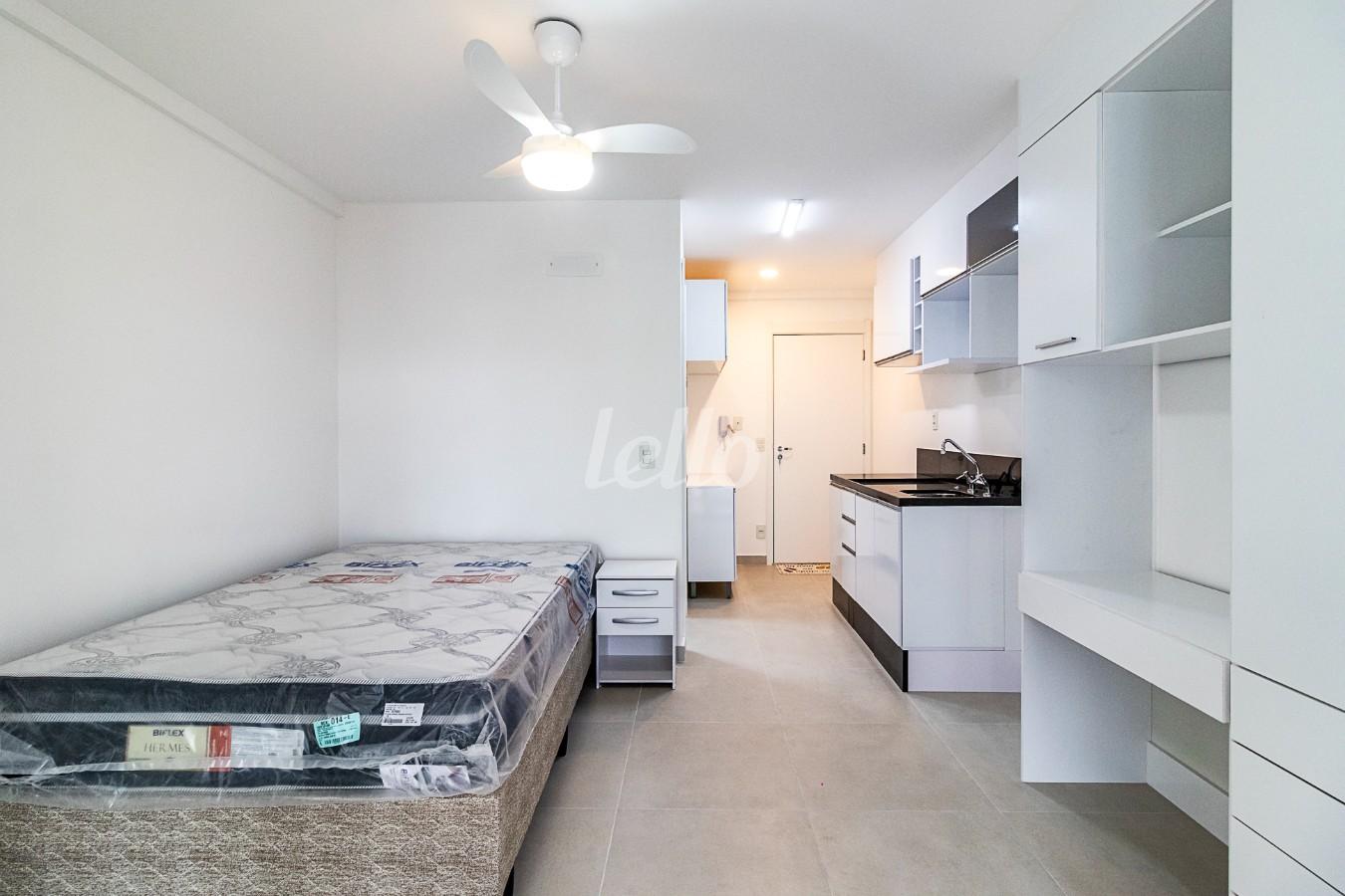 DORMITORIO 1 de Apartamento para alugar, Padrão com 26 m², e em Sumarezinho - São Paulo