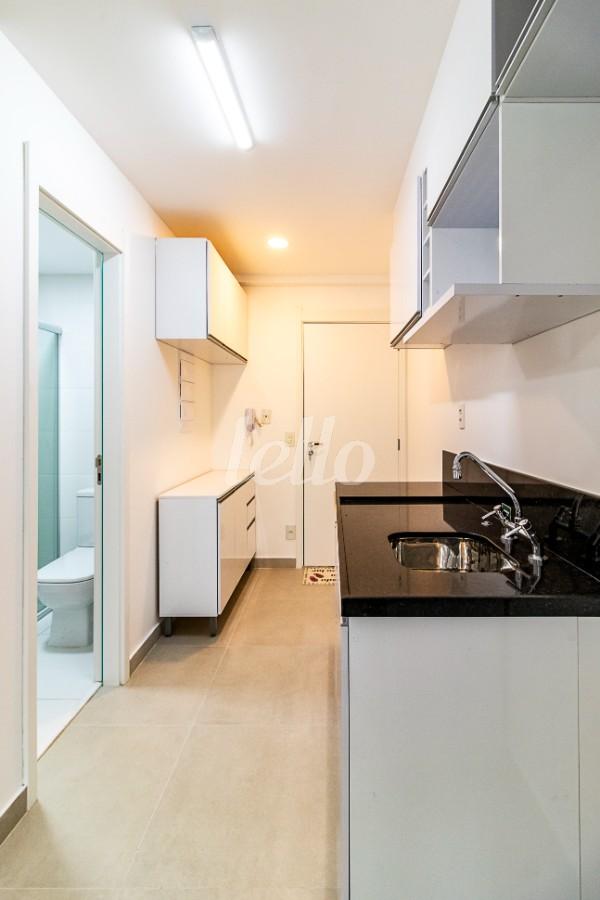 COZINHA de Apartamento para alugar, Padrão com 26 m², e em Sumarezinho - São Paulo