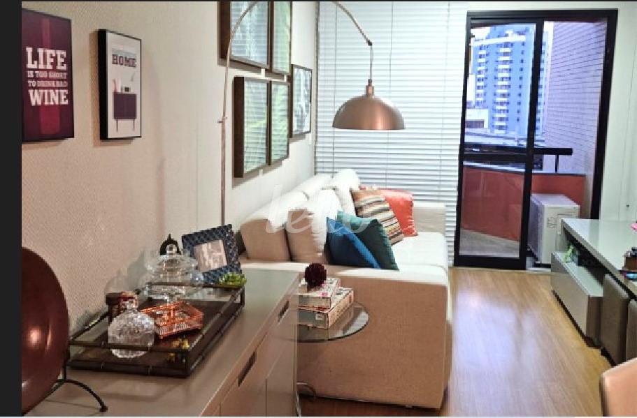 SALA de Apartamento à venda, Padrão com 69 m², 3 quartos e 2 vagas em Vila da Saúde - São Paulo