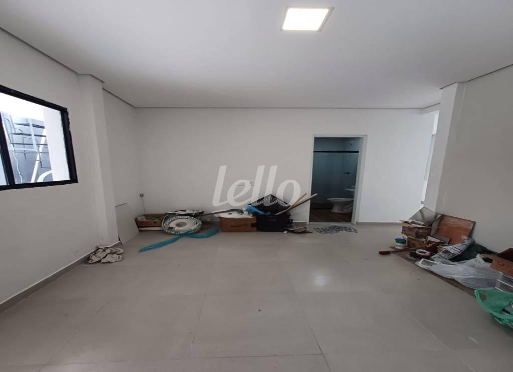 SALA de Casa para alugar, térrea com 58 m², e em Vila Ipojuca - São Paulo