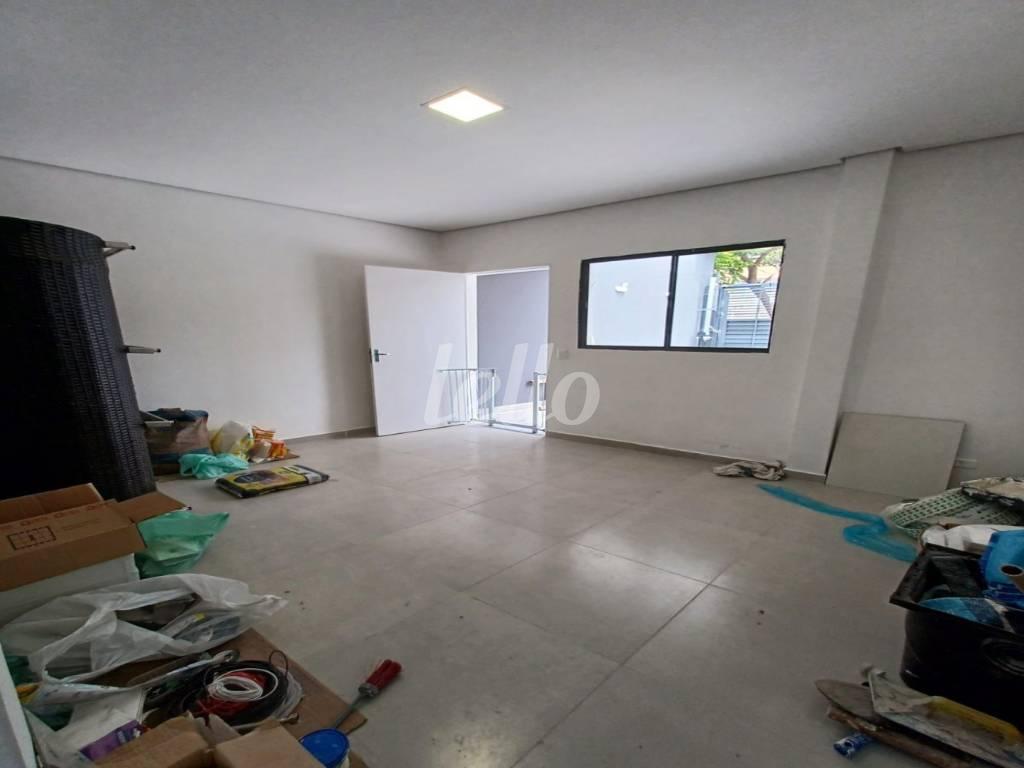 SALA de Casa para alugar, térrea com 58 m², e em Vila Ipojuca - São Paulo