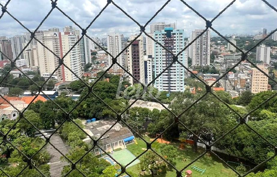 VISTA de Apartamento à venda, Padrão com 112 m², 3 quartos e 1 vaga em Vila Clementino - São Paulo