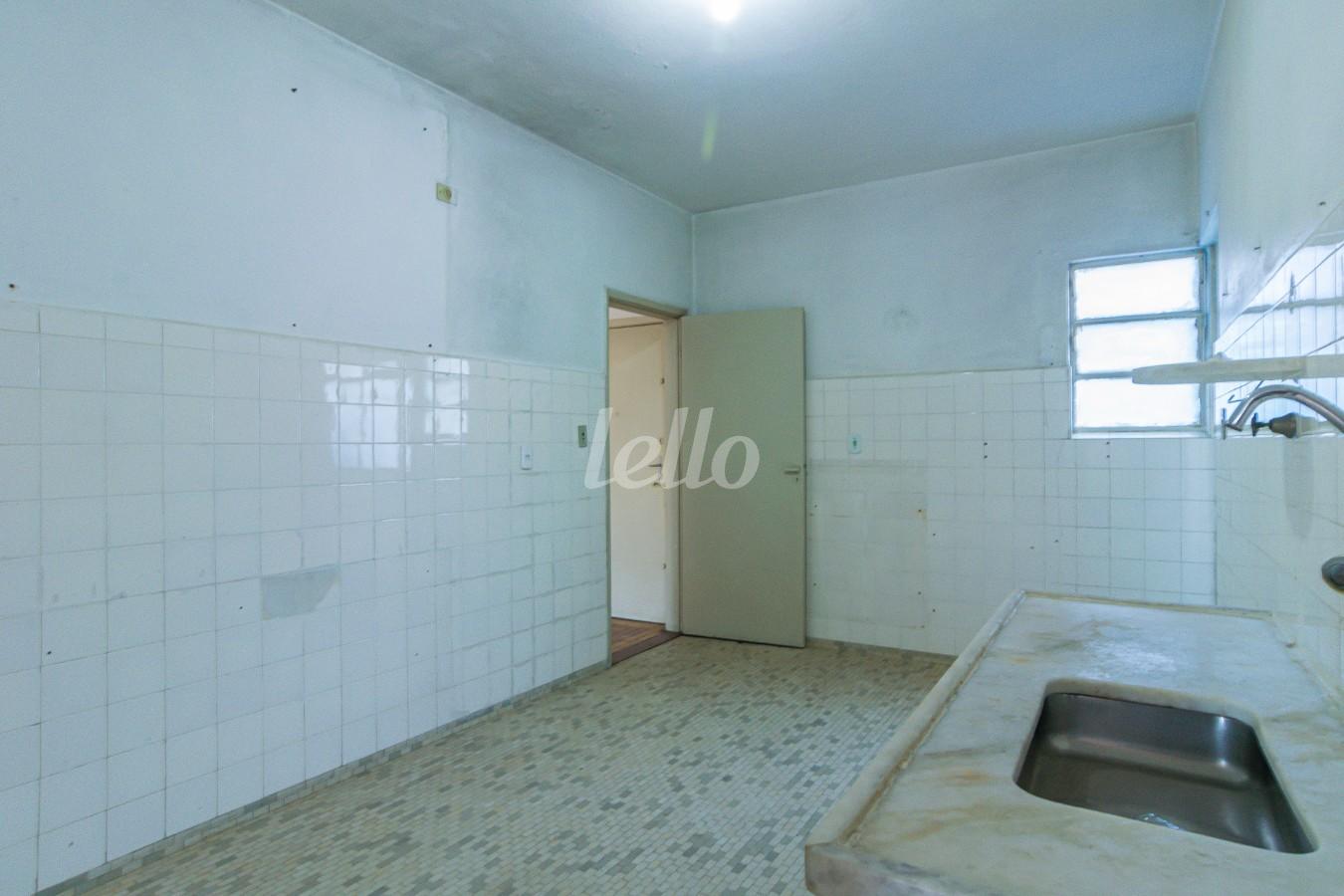 COZINHA de Apartamento para alugar, Padrão com 113 m², 2 quartos e em Lapa - São Paulo