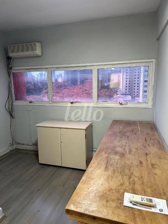 SALA de Sala / Conjunto à venda, Padrão com 102 m², e em Vila Mariana - São Paulo