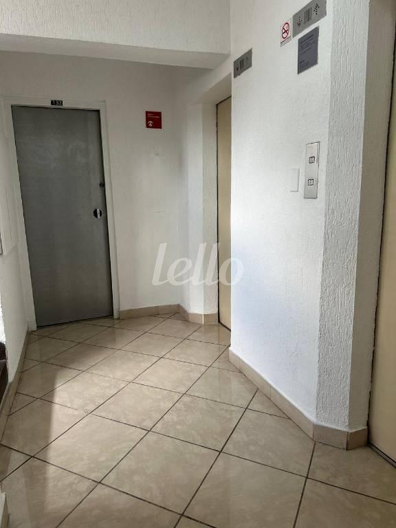 HALL de Sala / Conjunto à venda, Padrão com 102 m², e em Vila Mariana - São Paulo