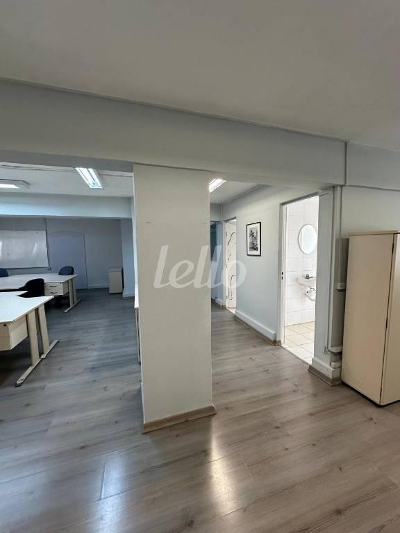 SALA de Sala / Conjunto à venda, Padrão com 102 m², e em Vila Mariana - São Paulo