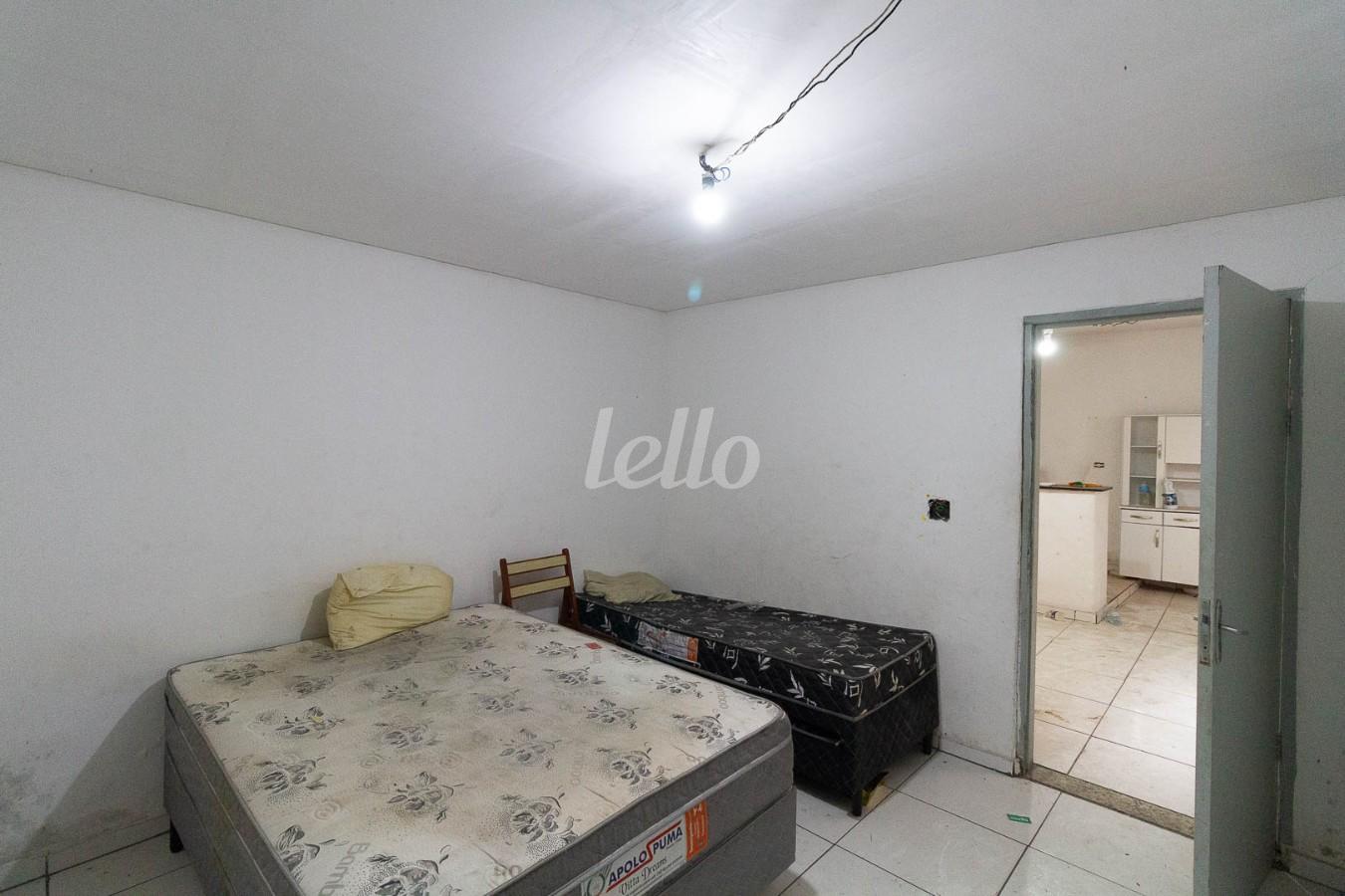 SALA 3 de Salão à venda, Padrão com 150 m², e em Quarta Parada - São Paulo