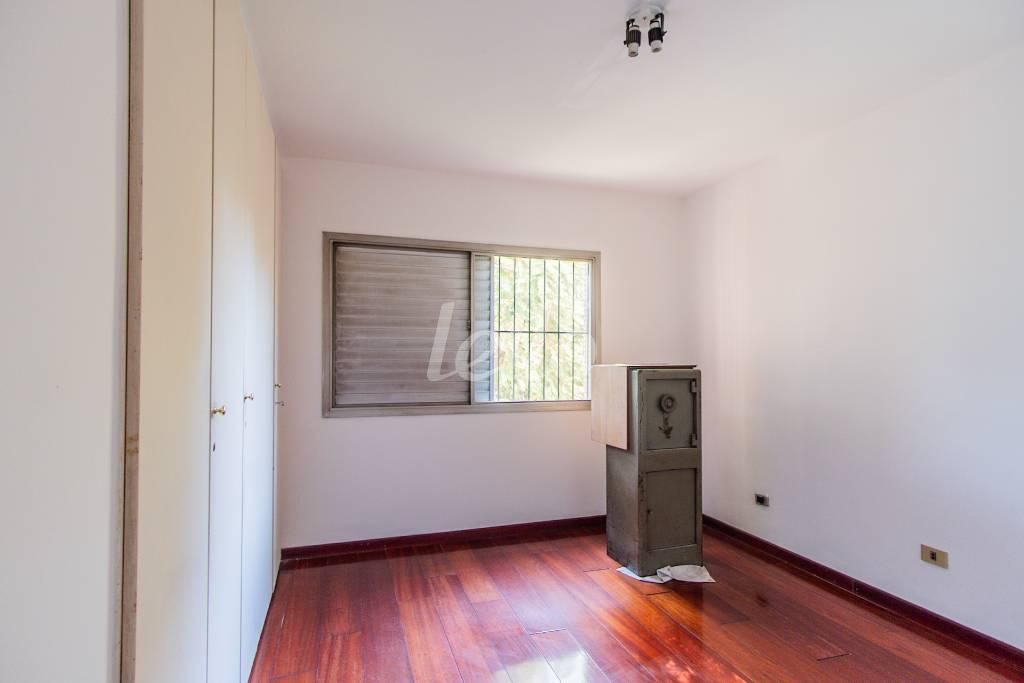 SUITE de Apartamento à venda, Padrão com 234 m², 4 quartos e 1 vaga em Santo Amaro - São Paulo