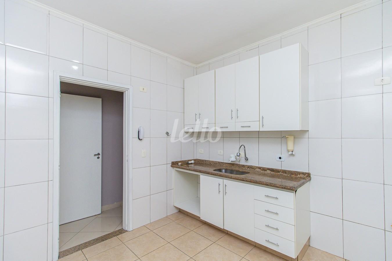 COZINHA de Apartamento para alugar, Padrão com 150 m², 3 quartos e 1 vaga em Paraíso - São Paulo