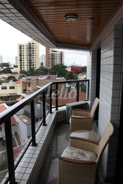 VARANDA de Apartamento à venda, Padrão com 230 m², 3 quartos e 4 vagas em Bosque da Saúde - São Paulo