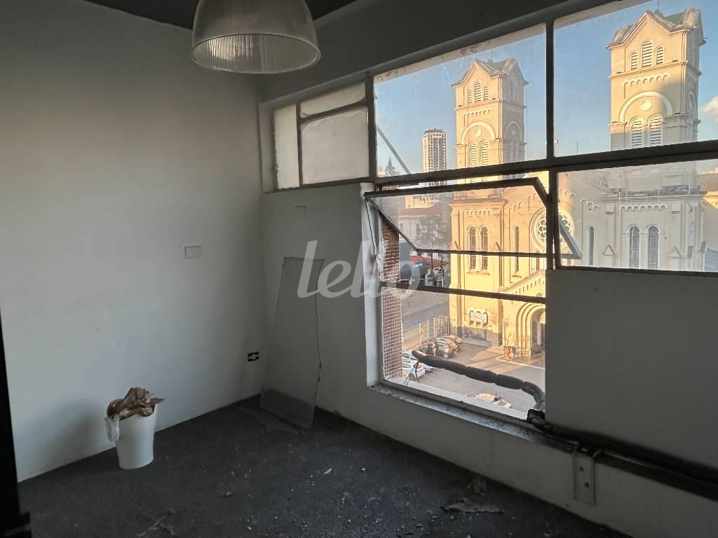 SALA de Andar à venda, Padrão com 40 m², e em Santana - São Paulo