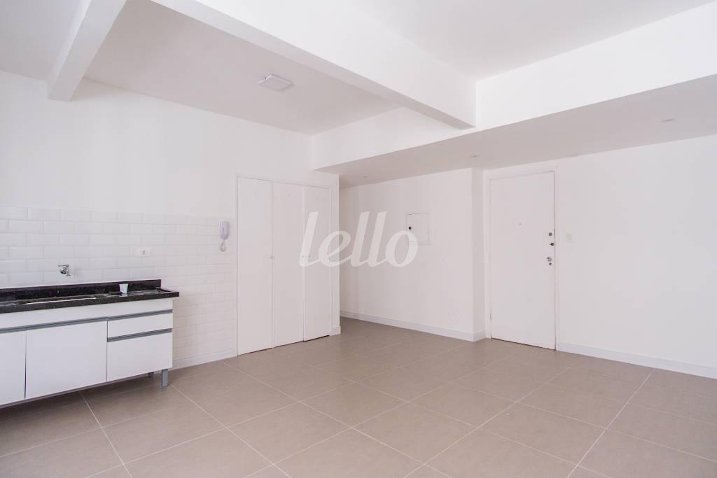 01SALA_002 de Apartamento para alugar, Padrão com 49 m², e em Consolação - São Paulo