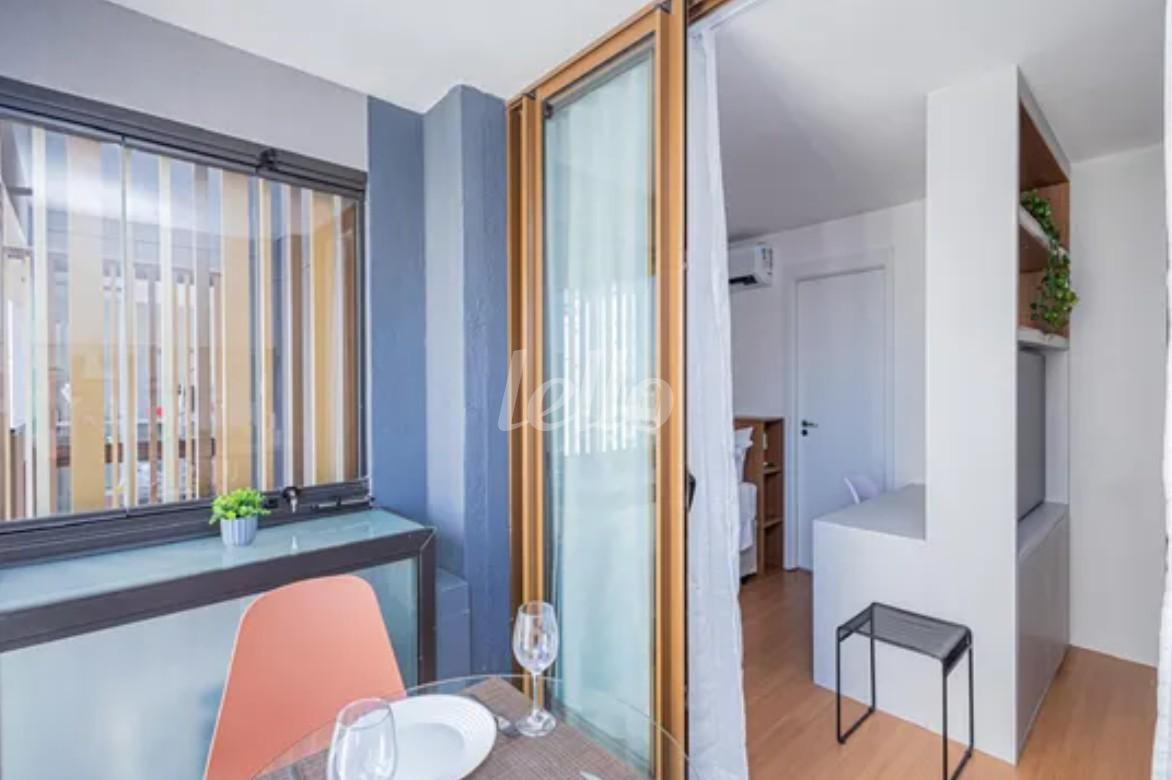 STUDIO de Apartamento para alugar, Studio com 28 m², 1 quarto e em Vila Nova Conceição - São Paulo