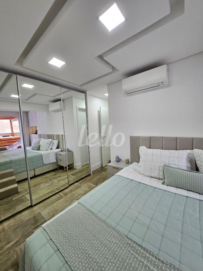 QUARTO de Apartamento à venda, Padrão com 157 m², 2 quartos e 2 vagas em Saúde - São Paulo