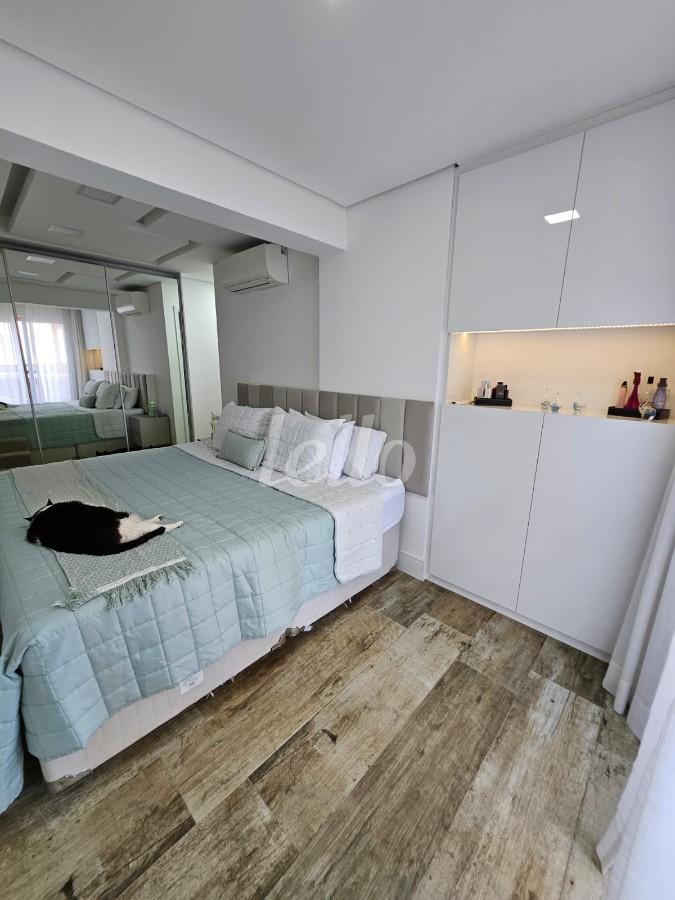 QUARTO de Apartamento à venda, Padrão com 157 m², 2 quartos e 2 vagas em Saúde - São Paulo