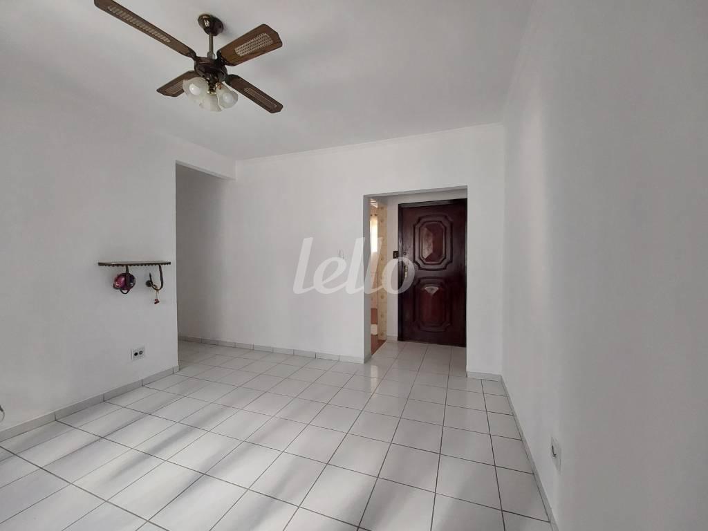 SALA ESTAR E JANTAR de Apartamento à venda, Padrão com 96 m², 3 quartos e 1 vaga em Vila Cachoeira - São Paulo