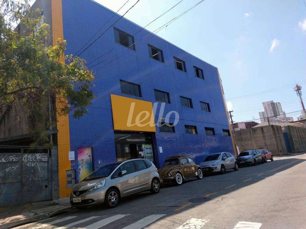 FACHADA FRONTAL - ACESSO LOJA - PISO 1 de Galpão/Armazém à venda, Padrão com 886 m², e em Vila Rui Barbosa - São Paulo