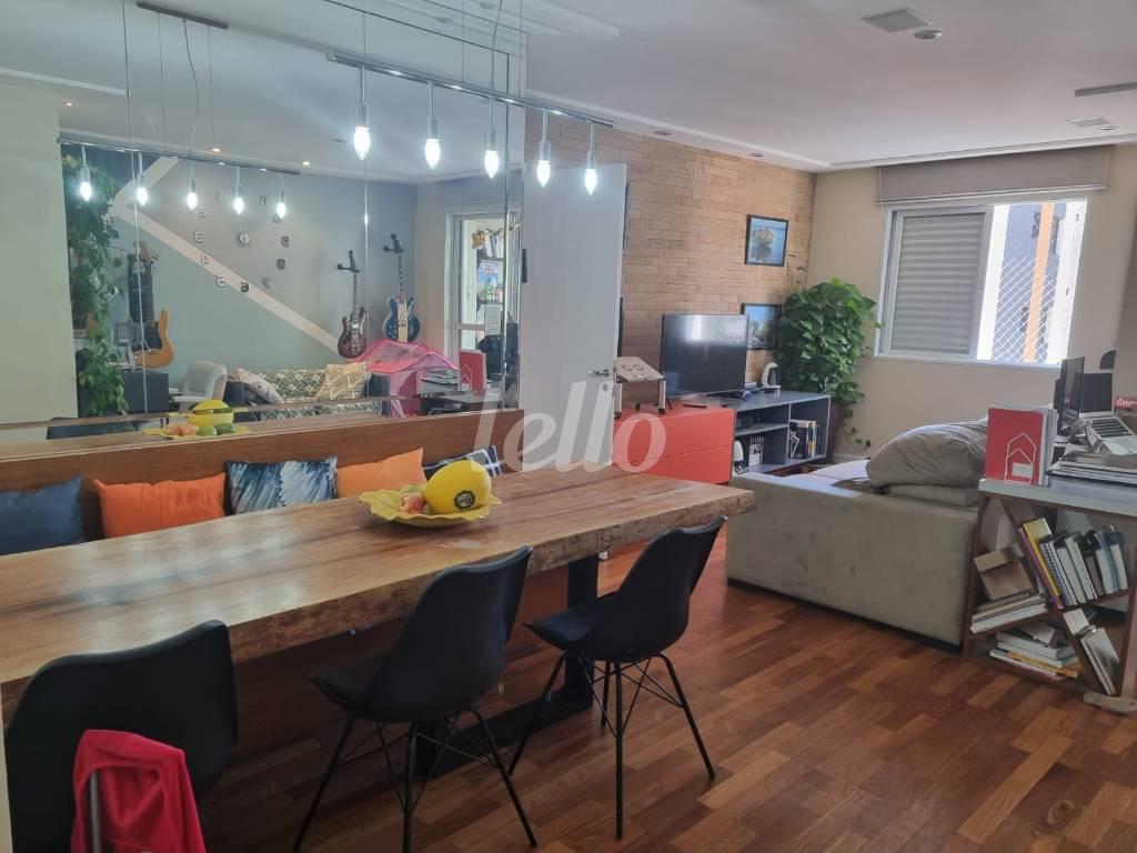 SALA de Apartamento à venda, Padrão com 78 m², 3 quartos e 2 vagas em Vila Mariana - São Paulo