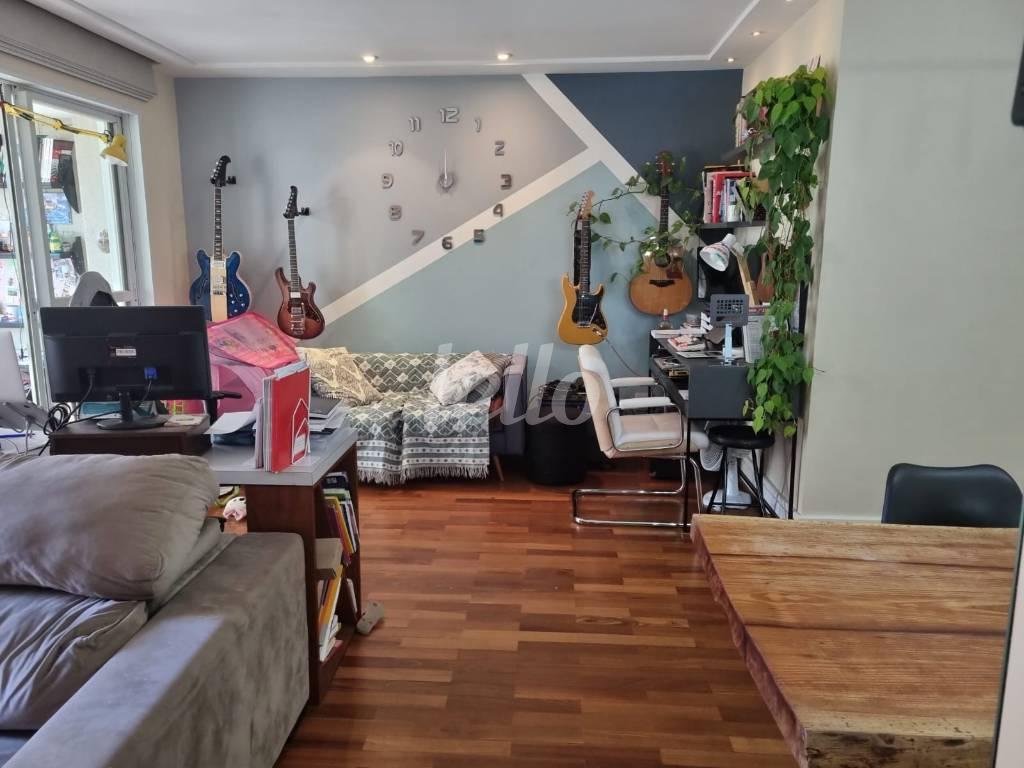 SALA de Apartamento à venda, Padrão com 78 m², 3 quartos e 2 vagas em Vila Mariana - São Paulo