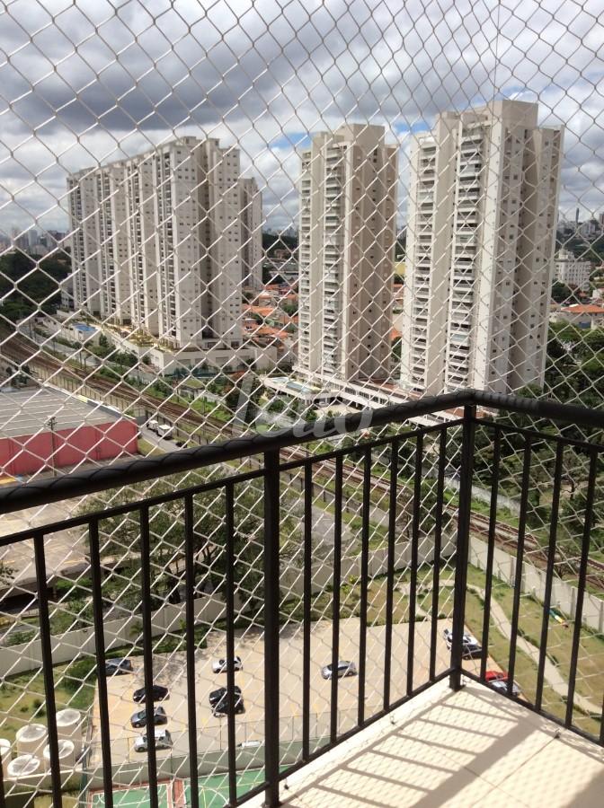 SACADA de Apartamento à venda, Padrão com 70 m², 3 quartos e 2 vagas em Lapa - São Paulo