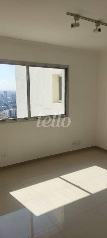 SALA de Apartamento à venda, Padrão com 38 m², 1 quarto e 1 vaga em Cambuci - São Paulo