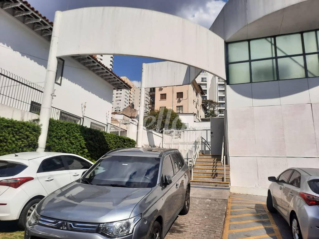 FACHADA de Prédio Comercial à venda, Monousuário com 663 m², e 5 vagas em Pacaembu - São Paulo