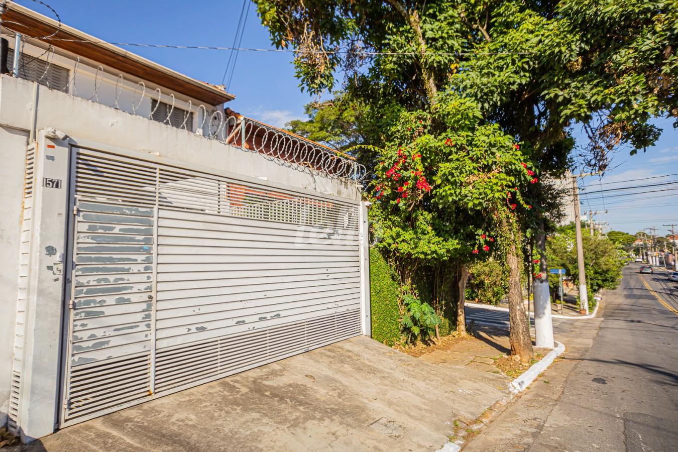 FACHADA de Casa à venda, sobrado com 130 m², 3 quartos e em Planalto Paulista - São Paulo