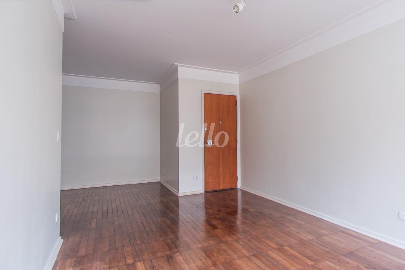 02SALA_005 de Apartamento para alugar, Padrão com 140 m², 3 quartos e 1 vaga em Paraíso - São Paulo