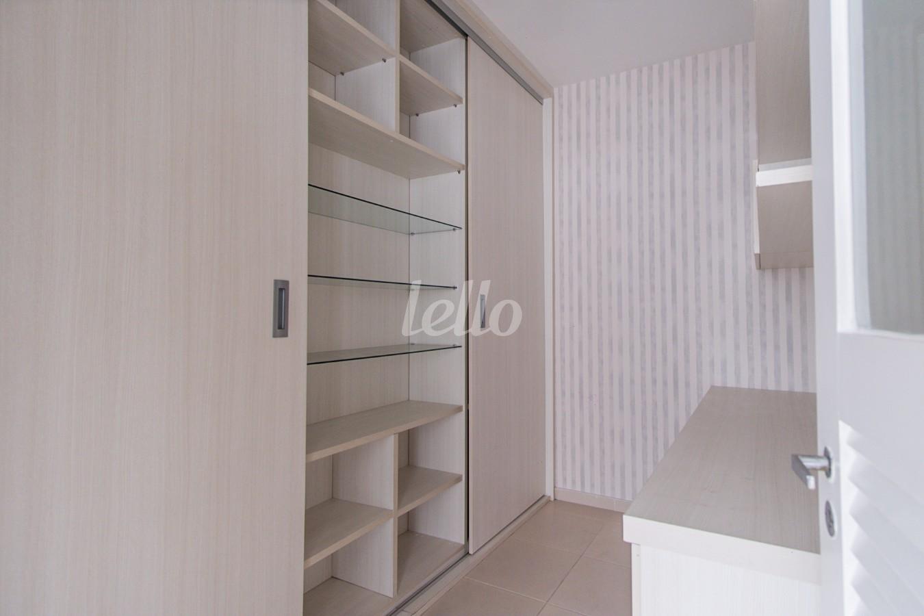 03AREA-DE-SERVICO_005 de Apartamento para alugar, Padrão com 140 m², 3 quartos e 1 vaga em Paraíso - São Paulo