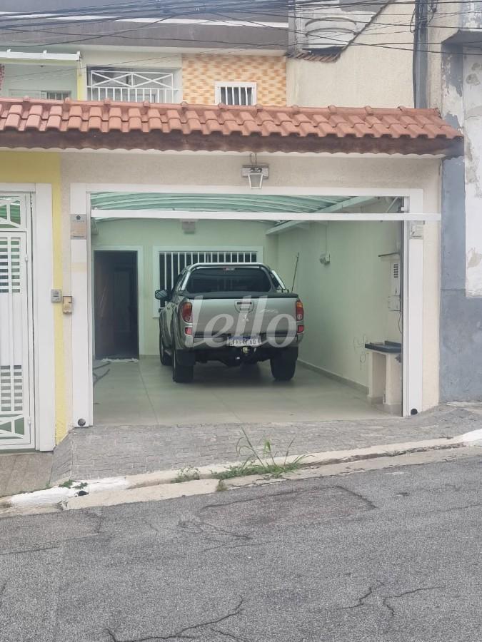 GARAGEM de Casa à venda, sobrado com 110 m², 2 quartos e 2 vagas em Vila Santa Clara - São Paulo