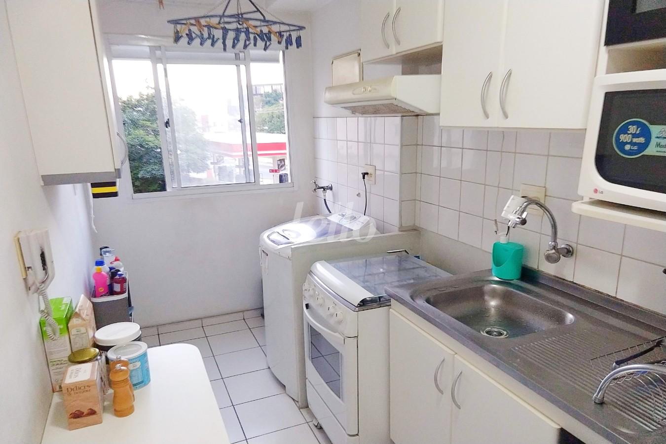 COZINHA_ÁREA DE SERVIÇO de Apartamento à venda, Padrão com 48 m², 2 quartos e 1 vaga em Vila Firmiano Pinto - São Paulo