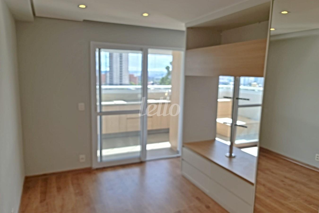 LIVING de Apartamento à venda, Padrão com 37 m², 1 quarto e 1 vaga em Santo Amaro - São Paulo