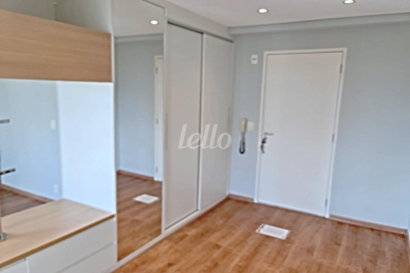 LIVING de Apartamento à venda, Padrão com 37 m², 1 quarto e 1 vaga em Santo Amaro - São Paulo