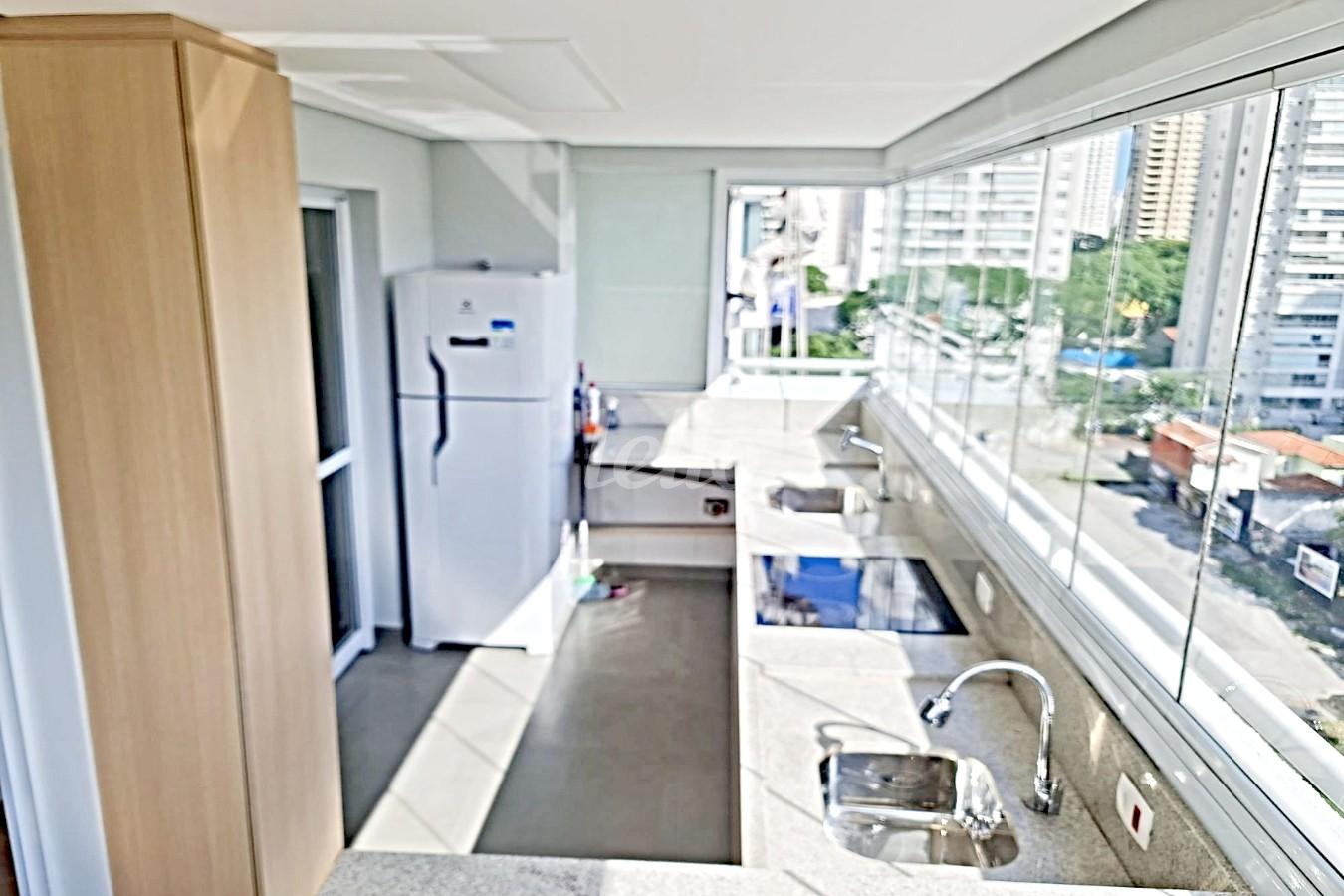 TERRAÇO de Apartamento à venda, Padrão com 37 m², 1 quarto e 1 vaga em Santo Amaro - São Paulo