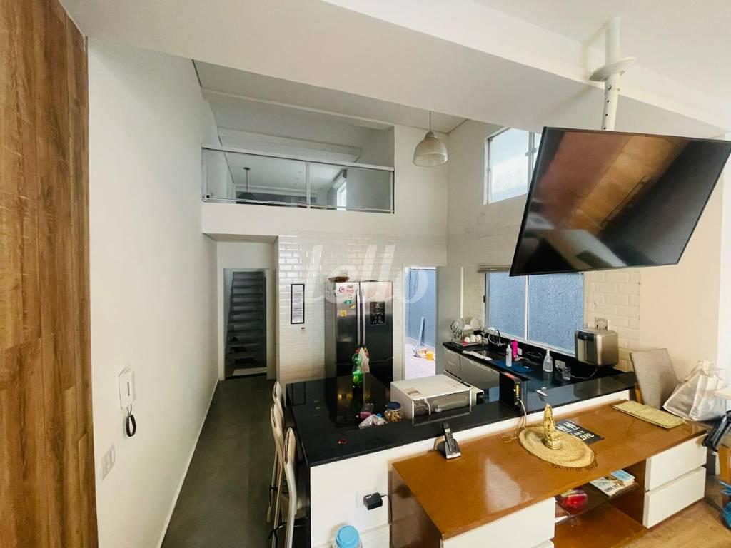 SALA de Casa à venda, sobrado com 176 m², 2 quartos e 2 vagas em Saúde - São Paulo