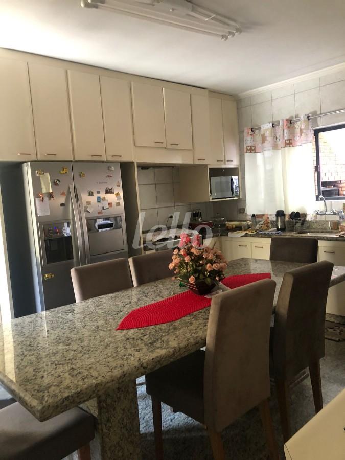 2 de Casa à venda, sobrado com 150 m², 4 quartos e 2 vagas em Vila Tijuco - Guarulhos