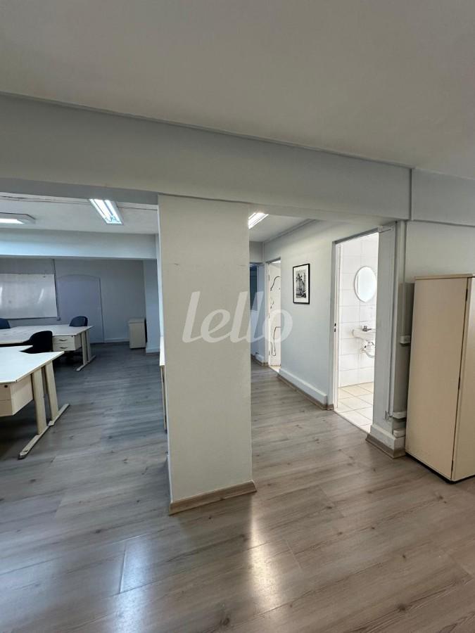 SALA de Sala / Conjunto à venda, Padrão com 90 m², e em Vila Mariana - São Paulo