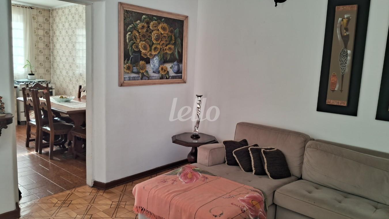 SALA/COZINHA de Salão à venda, Padrão com 248 m², e em Vila Oratório - São Paulo