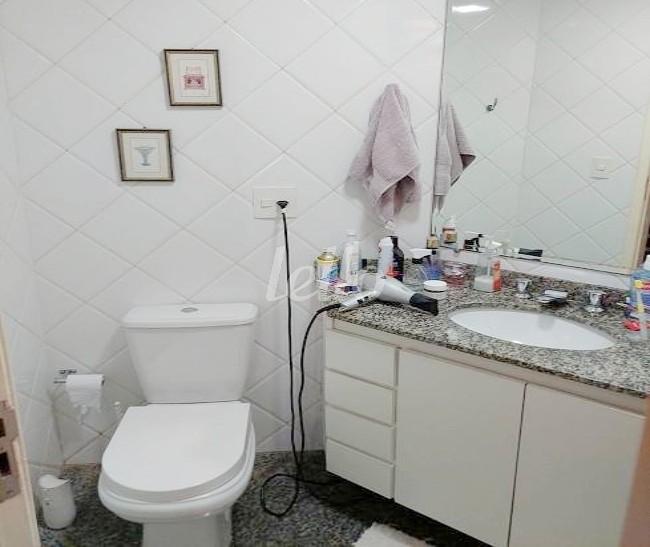 SUITE de Apartamento à venda, Padrão com 110 m², 3 quartos e 2 vagas em Jardim Prudência - São Paulo