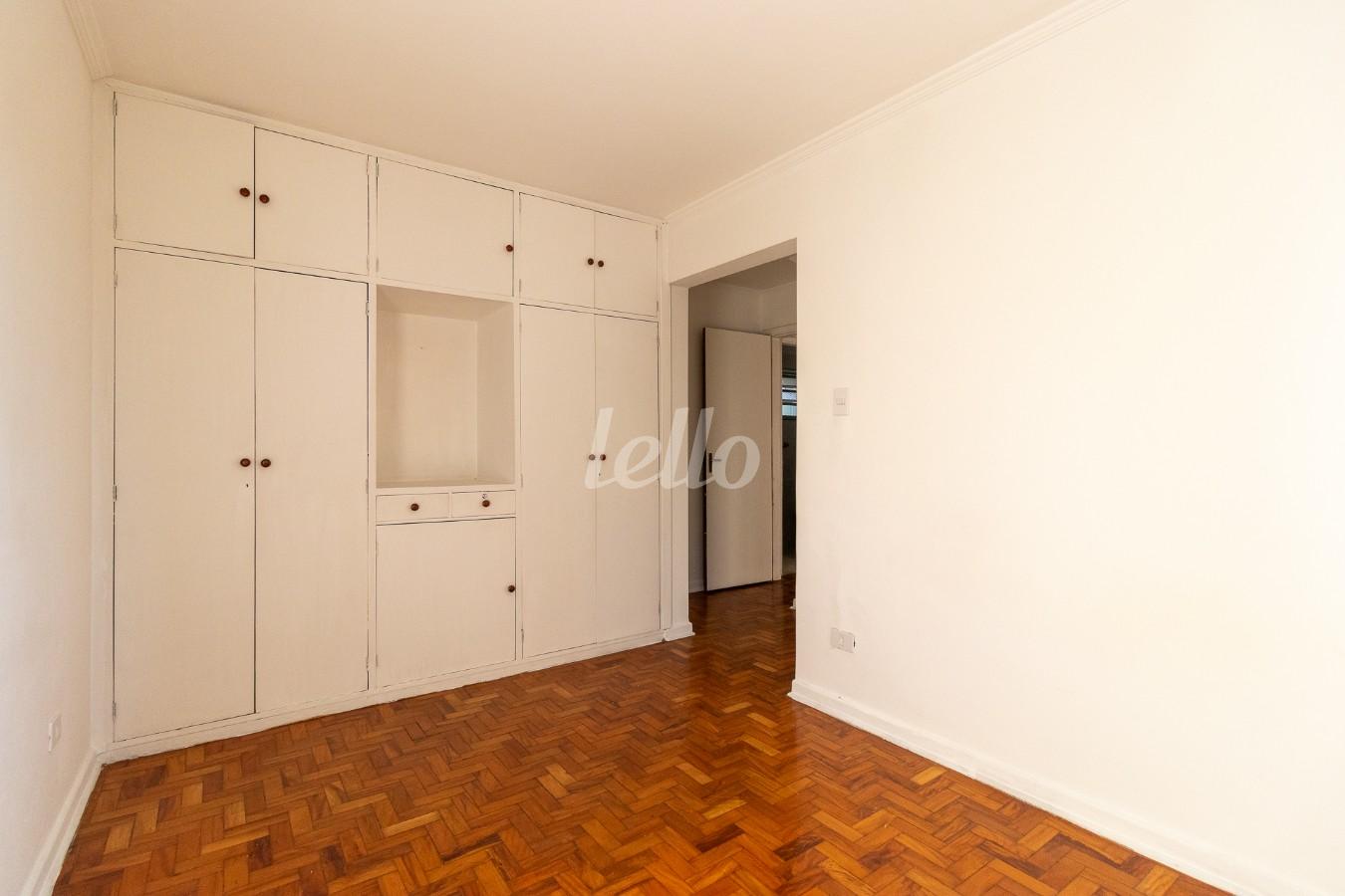 SUITE de Apartamento para alugar, Padrão com 78 m², 2 quartos e 1 vaga em Vila Clementino - São Paulo