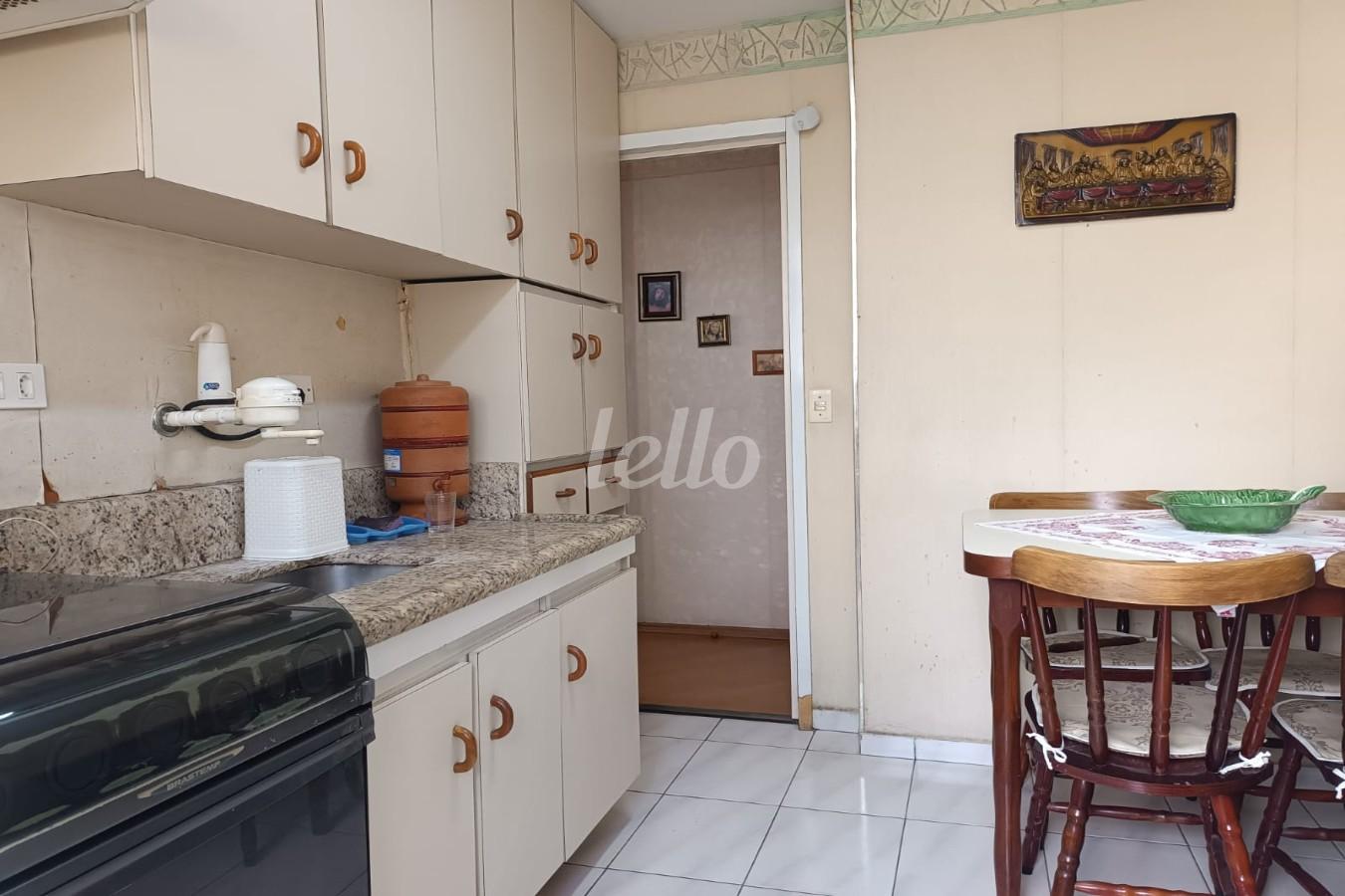 COZINHA de Apartamento à venda, Padrão com 45 m², 1 quarto e 1 vaga em Vila Gomes Cardim - São Paulo