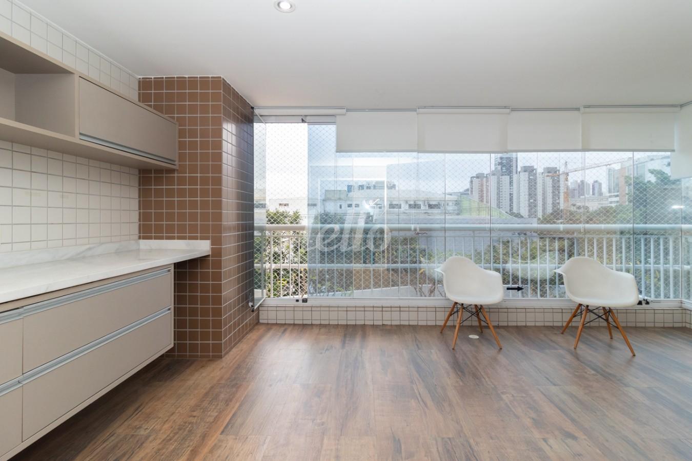 VARANDA de Apartamento à venda, Padrão com 128 m², 3 quartos e 2 vagas em Vila Formosa - São Paulo