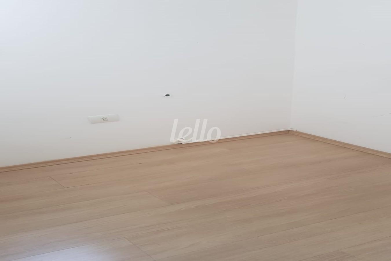 SALA de Sala / Conjunto para alugar, Padrão com 33 m², e 1 vaga em Santana - São Paulo