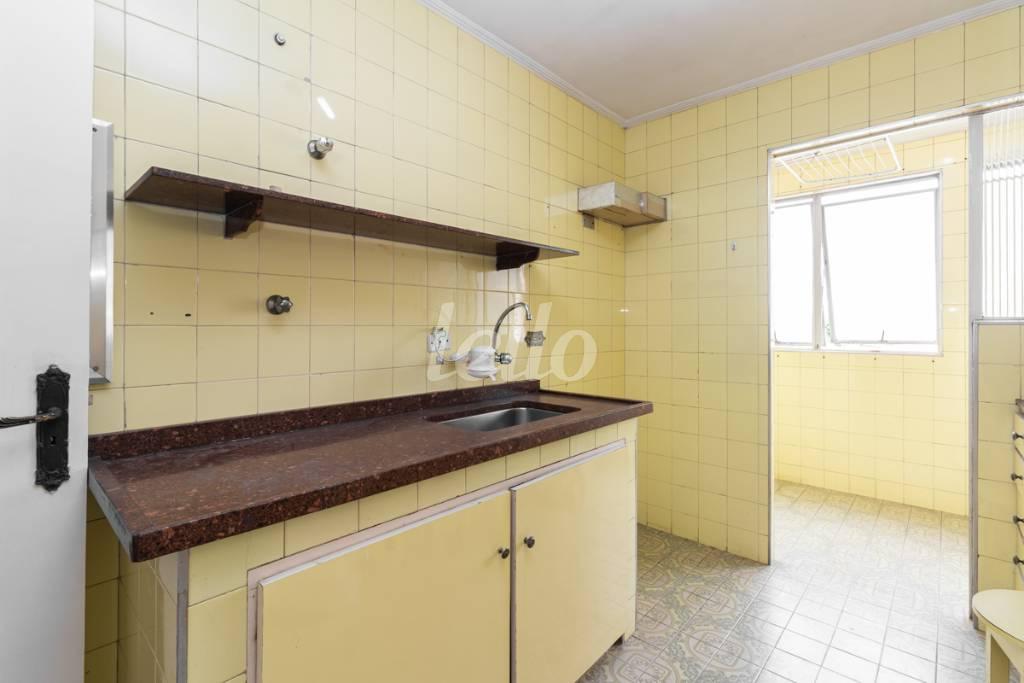 COZINHA de Apartamento para alugar, Padrão com 115 m², 3 quartos e 1 vaga em Vila Monumento - São Paulo