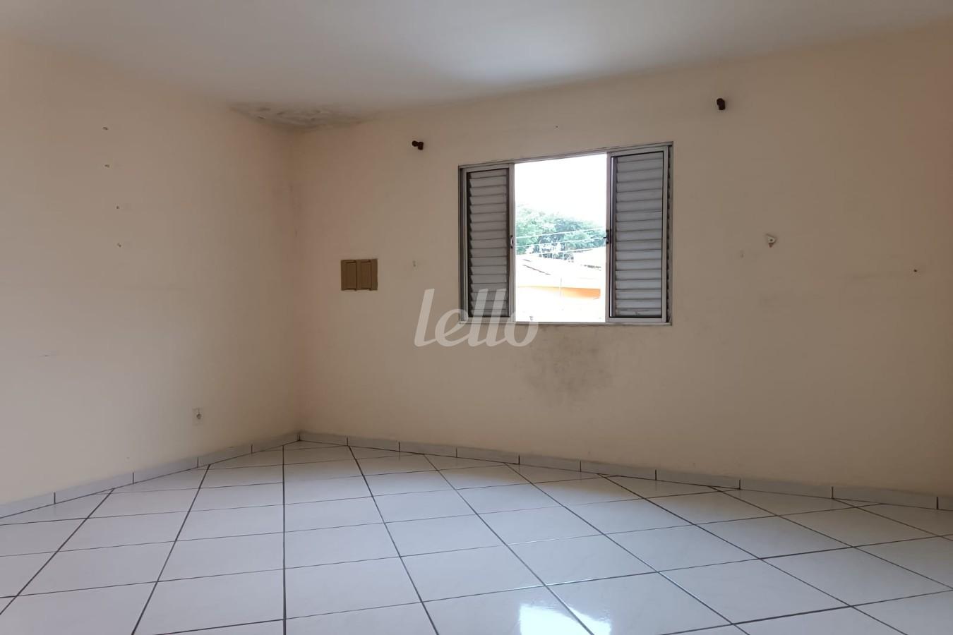 DORMITÓRIO 2 de Casa à venda, sobrado com 100 m², 2 quartos e 1 vaga em Vila Margarida - São Paulo