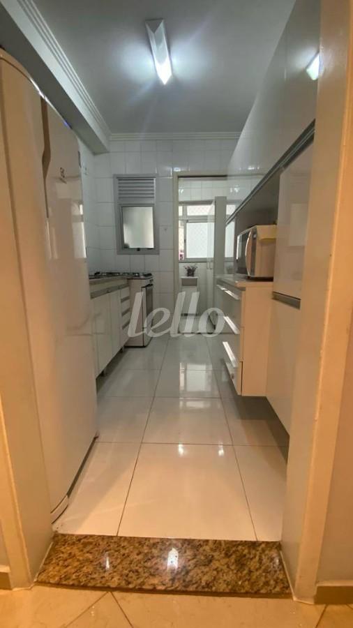 COZINHA de Apartamento à venda, Padrão com 62 m², 3 quartos e 1 vaga em Vila Antonieta - São Paulo